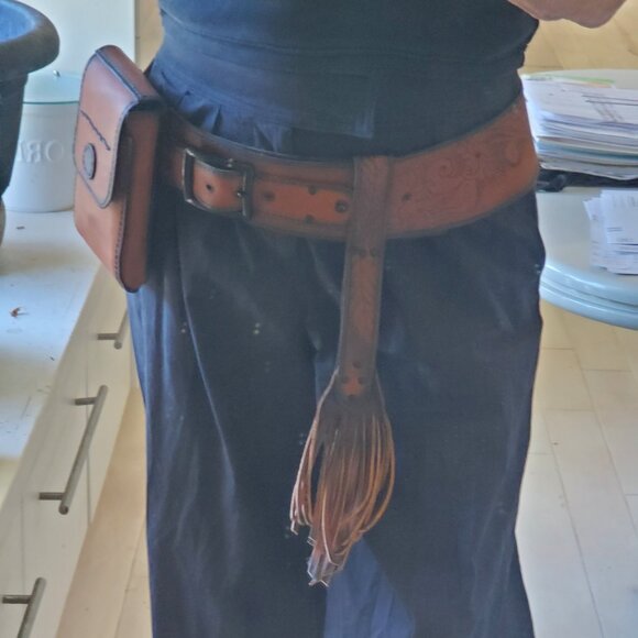 ? Brand New– BOHO Western Rig Belt with Phone Holster ?